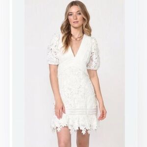 Adelyn Rae Mini Dress Women’s Med White 3D Floral Crochet Lace Feminine Bridal